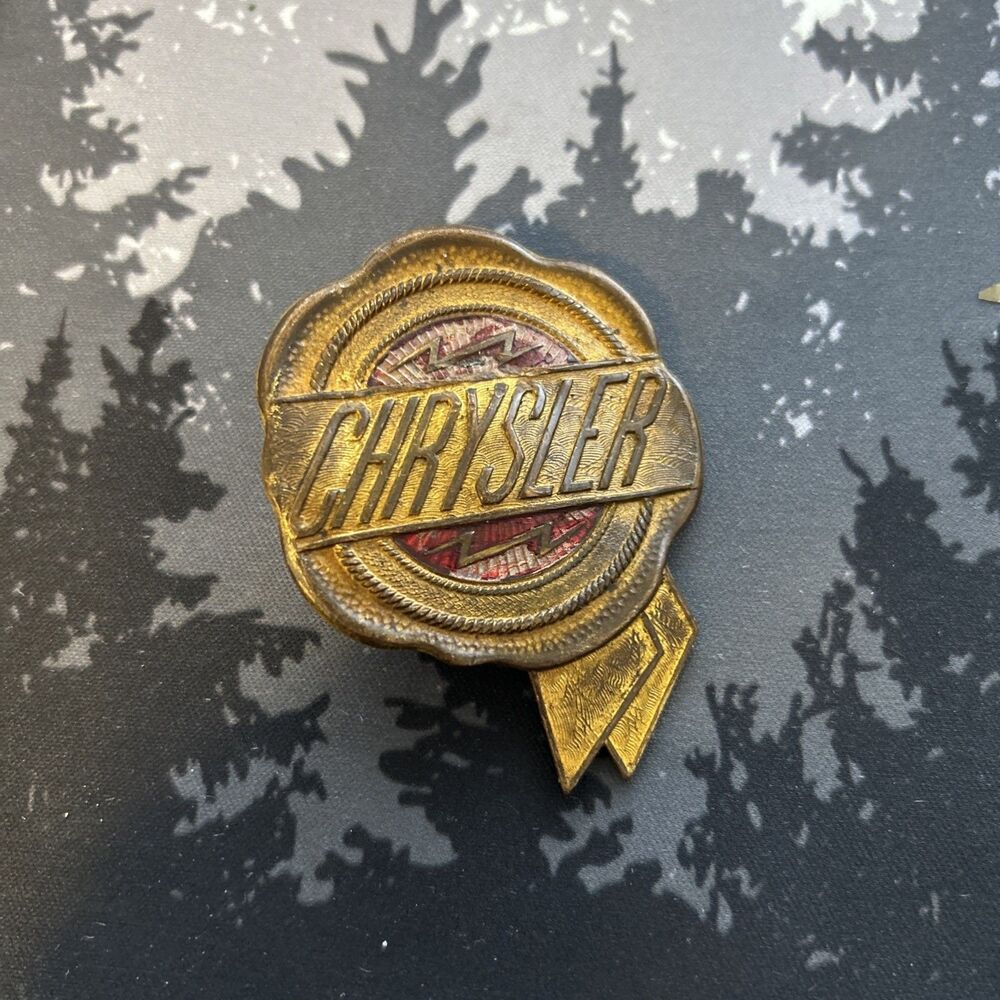 Original CHRYSLER CANADA Ribbon Style Enamel Radiator Badge Emblem 1926-27 RARE